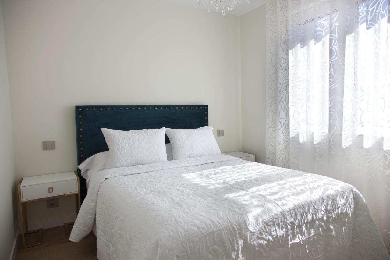 Apartamentos La Quinta Burgos Exterior photo